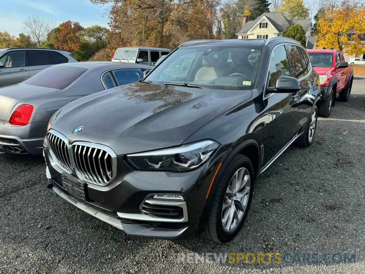 1 Photograph of a damaged car 5UXCR6C0XM9H36044 BMW X5 2021