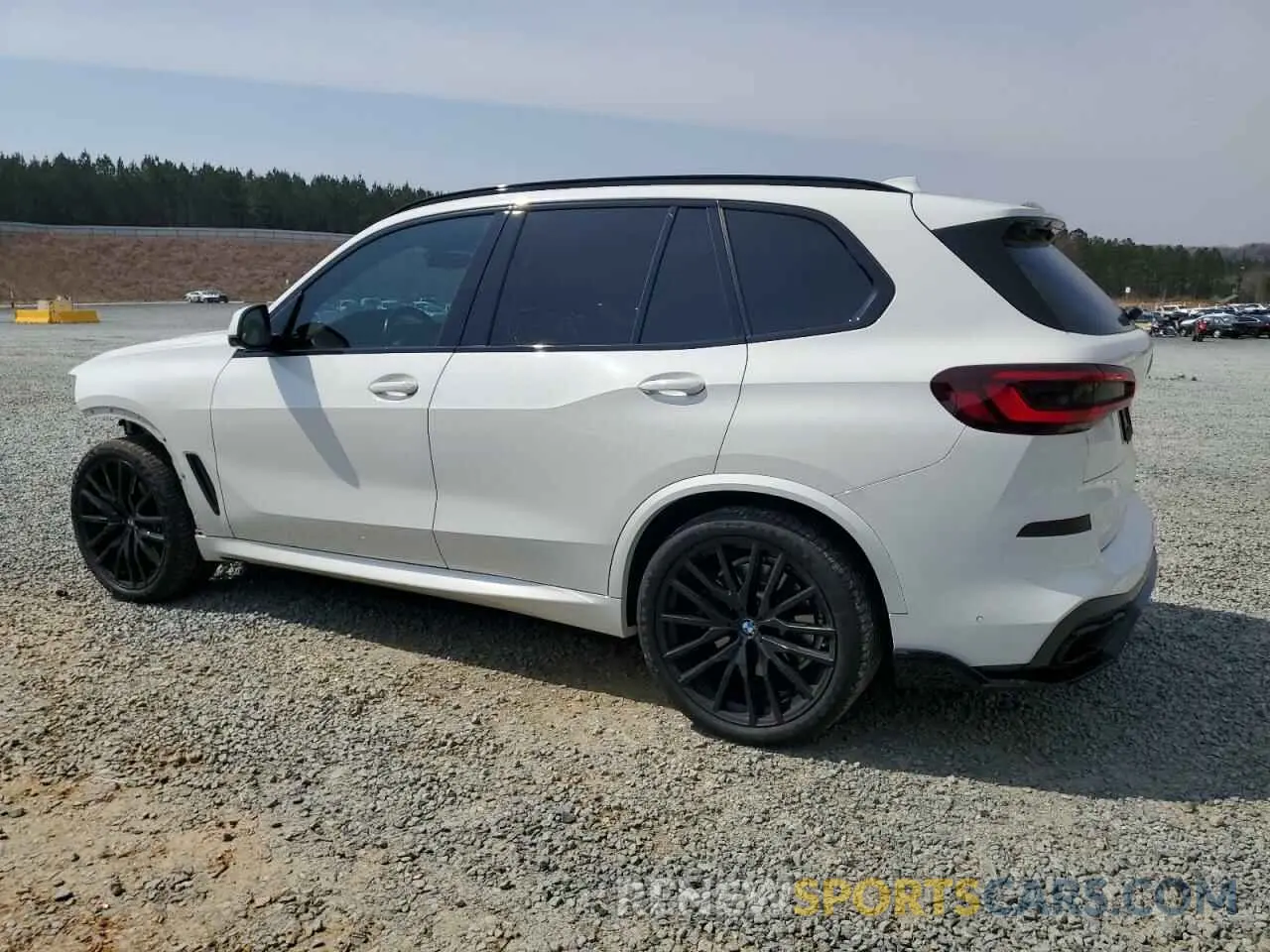 2 Photograph of a damaged car 5UXJU4C06M9G78735 BMW X5 2021