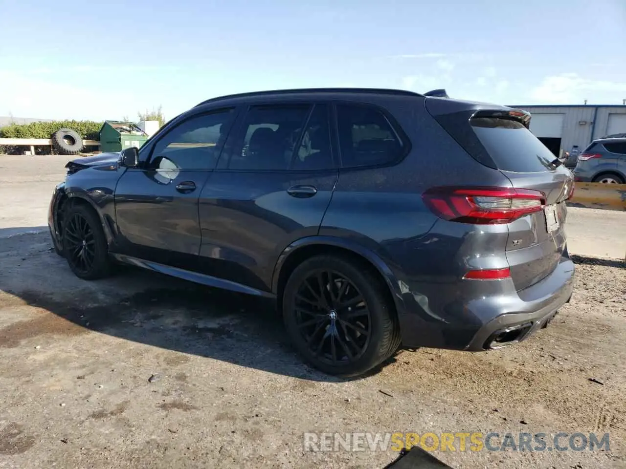 2 Photograph of a damaged car 5UXJU4C08M9E18059 BMW X5 2021