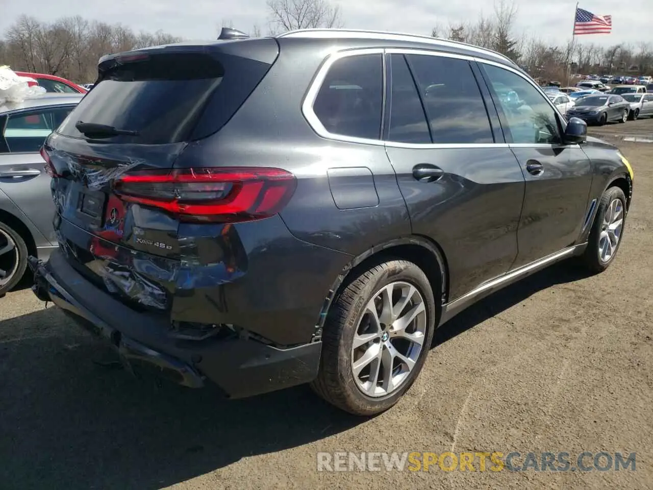 3 Photograph of a damaged car 5UXTA6C01M9H62393 BMW X5 2021