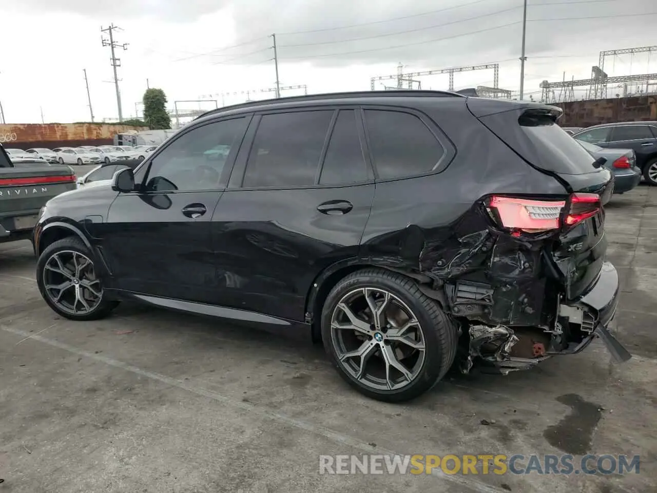 2 Photograph of a damaged car 5UXTA6C03M9D83718 BMW X5 2021