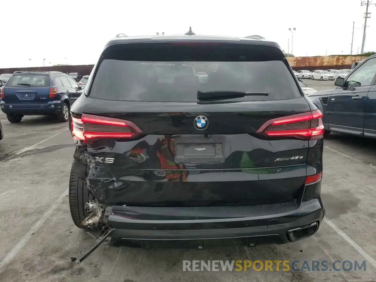 6 Photograph of a damaged car 5UXTA6C03M9D83718 BMW X5 2021