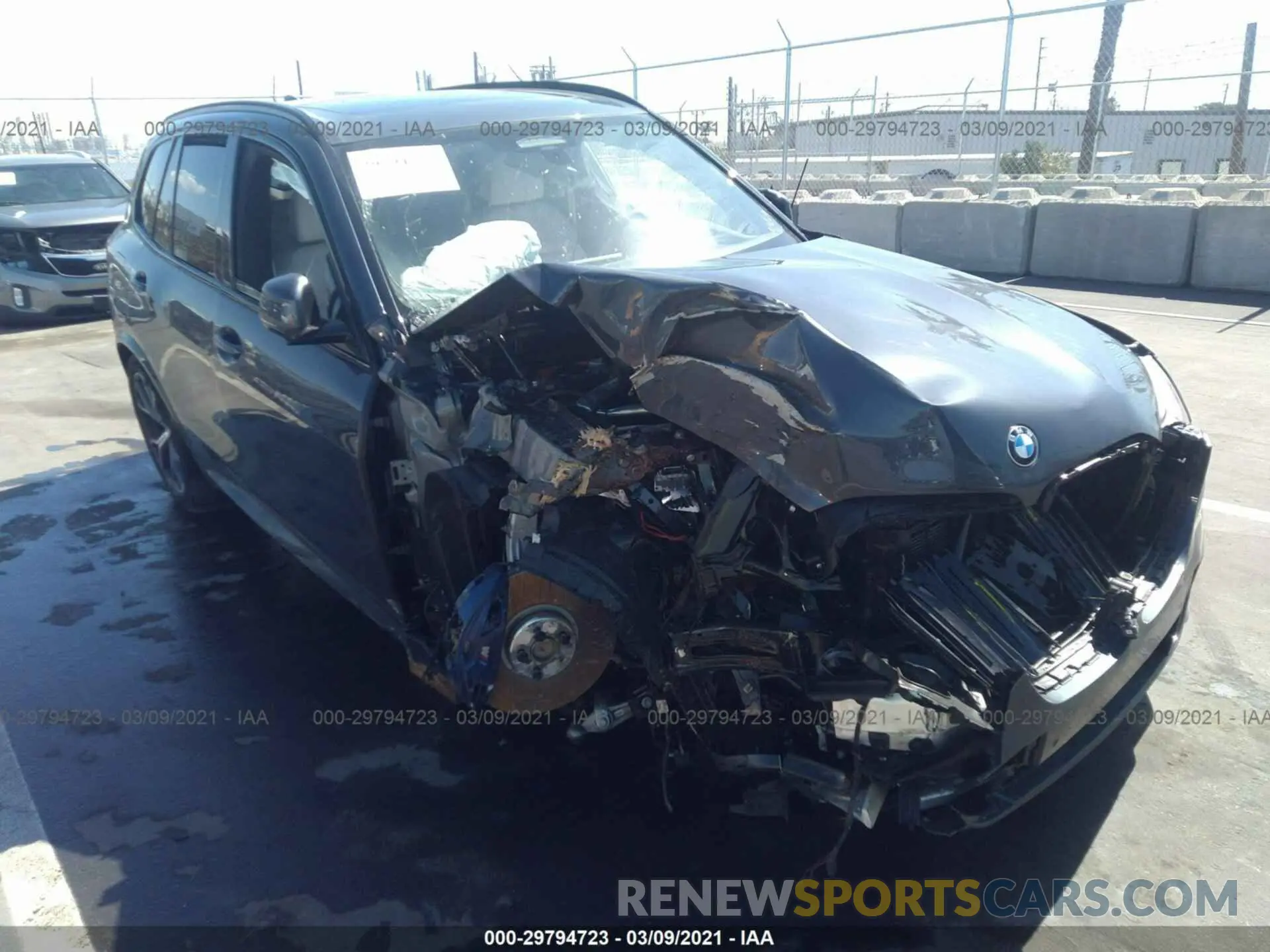 6 Photograph of a damaged car 5UXTA6C03M9F14498 BMW X5 2021