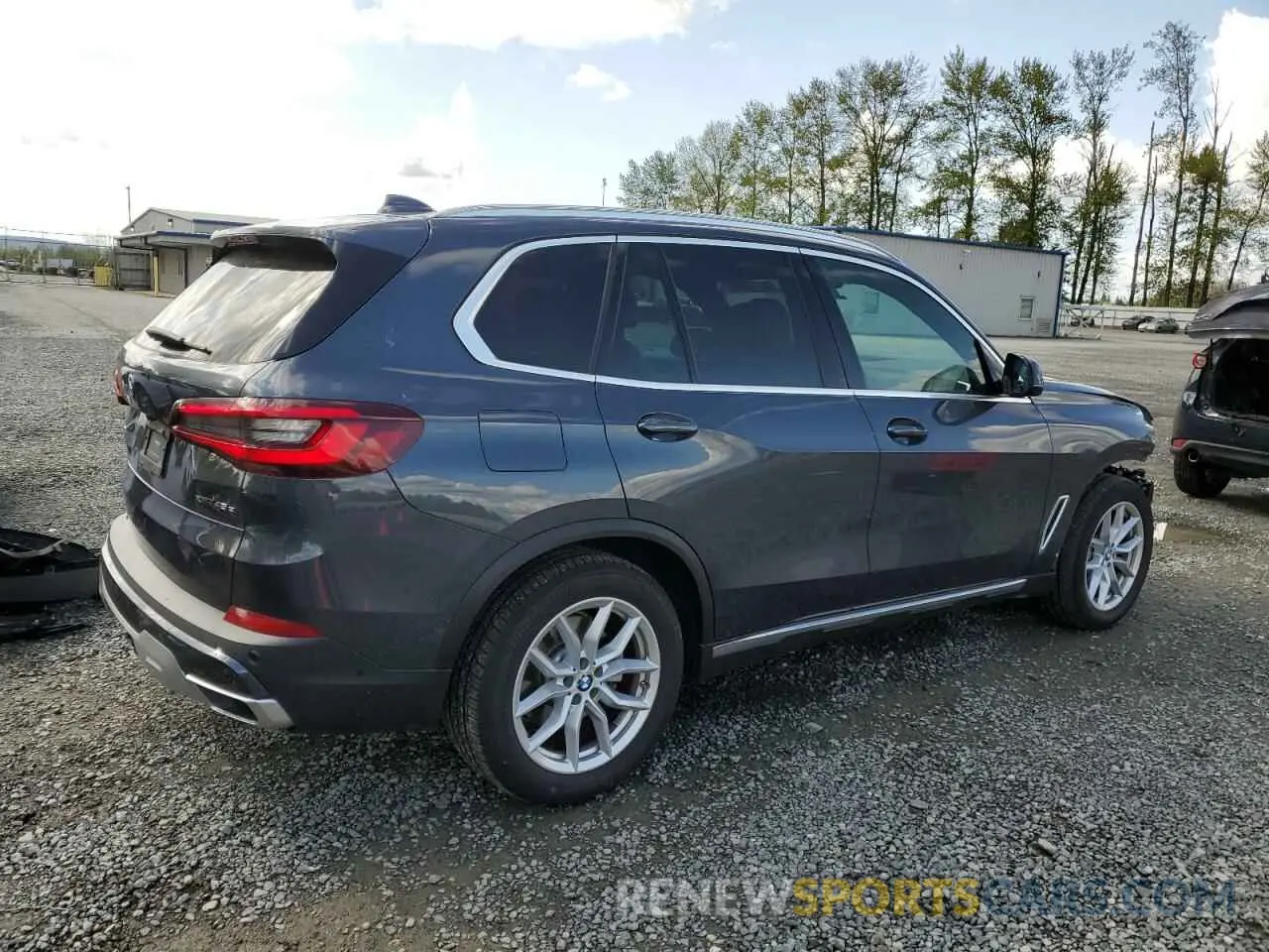 3 Photograph of a damaged car 5UXTA6C03M9H41531 BMW X5 2021
