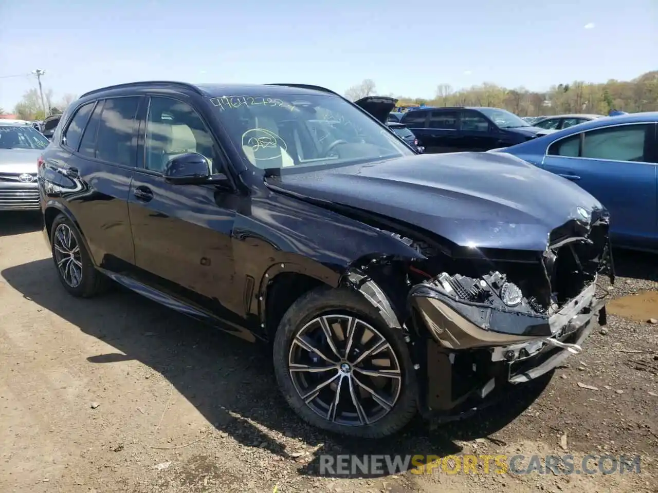 1 Photograph of a damaged car 5UXTA6C03M9H44705 BMW X5 2021