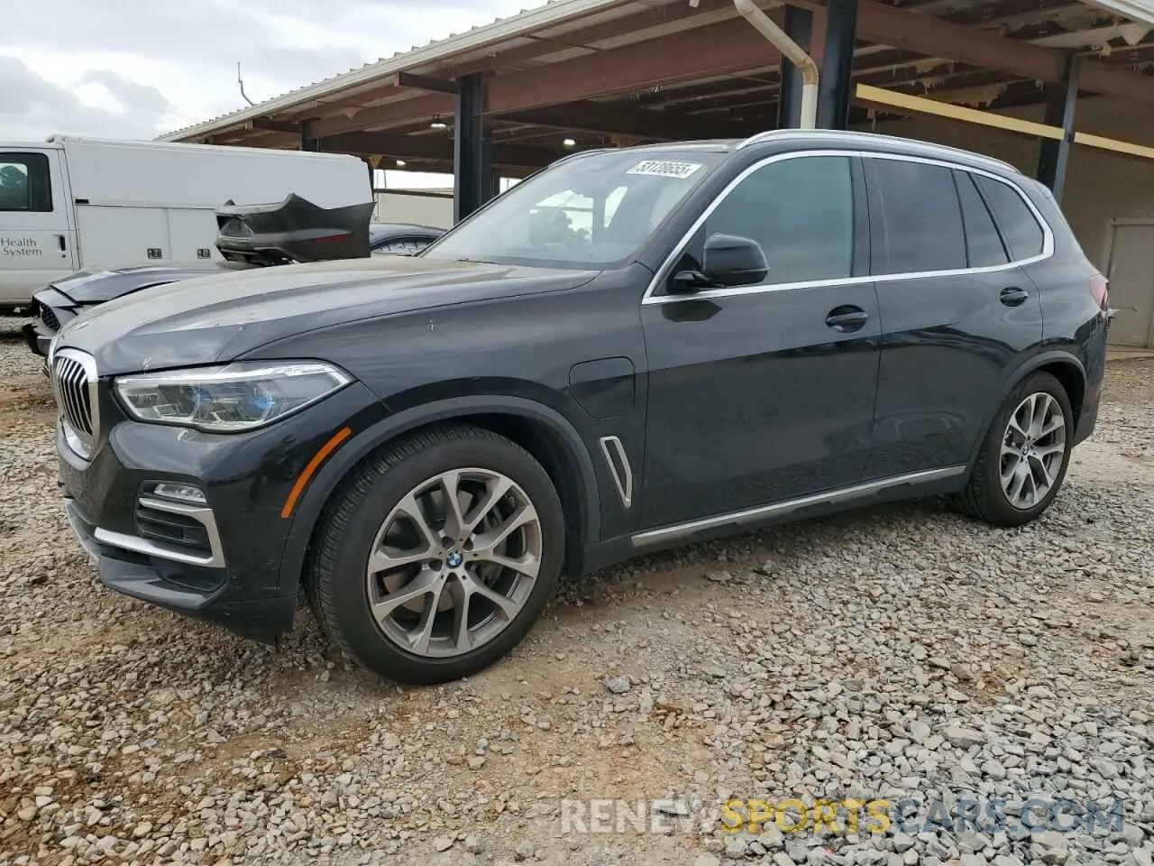 1 Photograph of a damaged car 5UXTA6C04M9H58063 BMW X5 2021