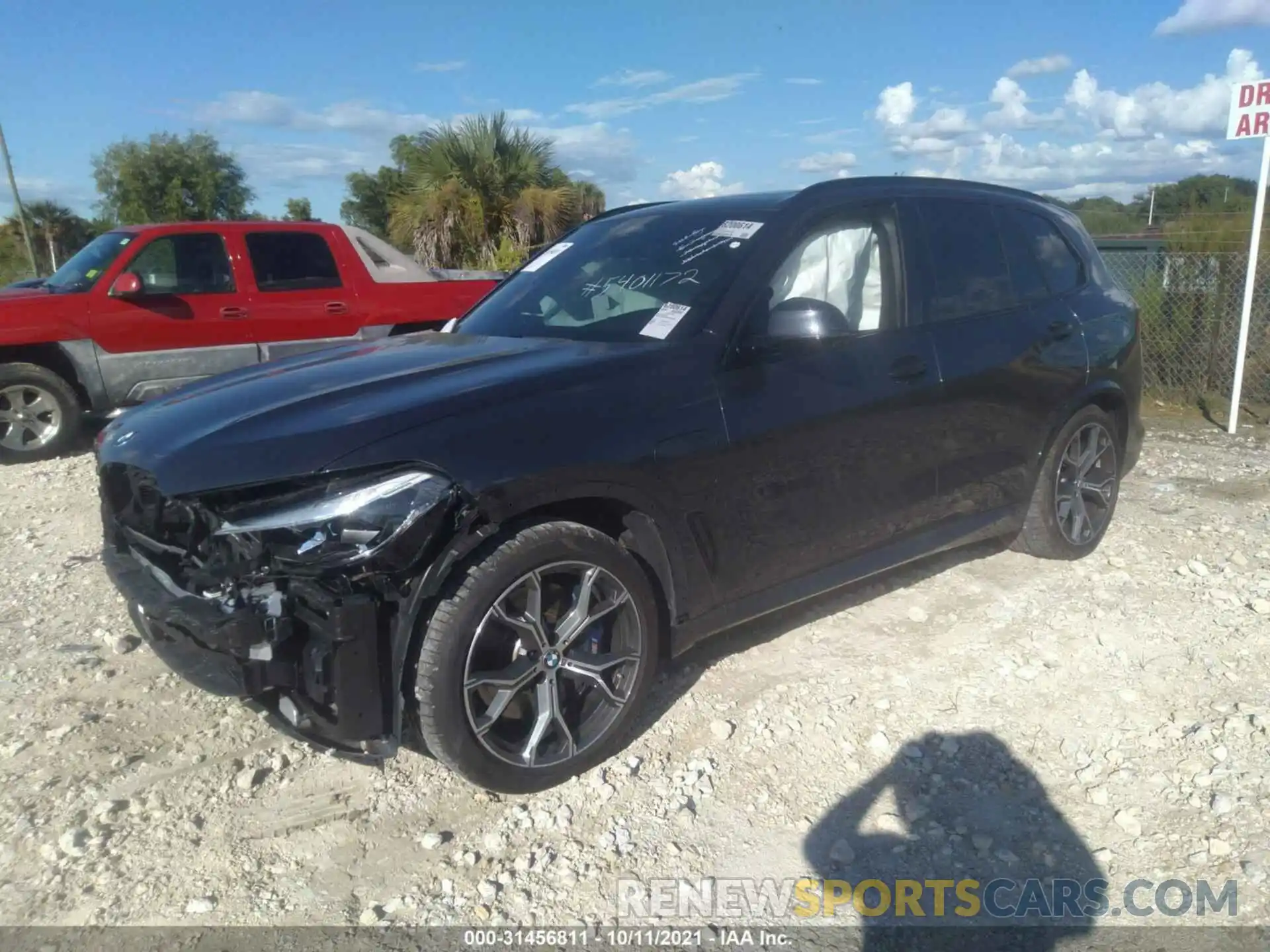 2 Photograph of a damaged car 5UXTA6C06M9F25656 BMW X5 2021