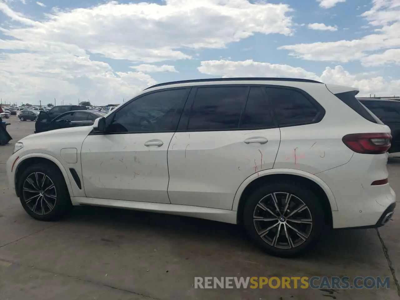 2 Photograph of a damaged car 5UXTA6C06M9H60543 BMW X5 2021