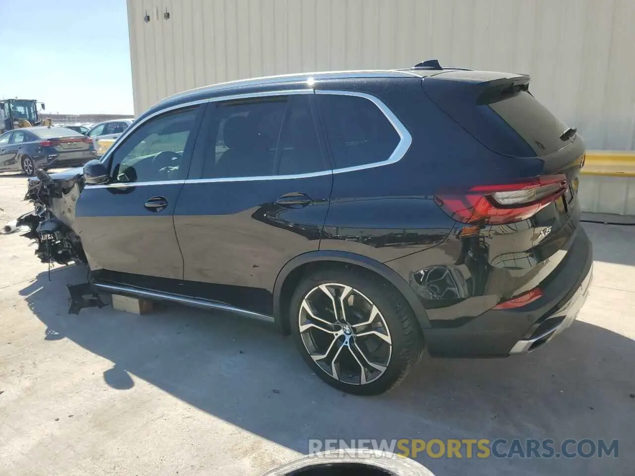 2 Photograph of a damaged car 5UXCR4C02N9J45824 BMW X5 2022