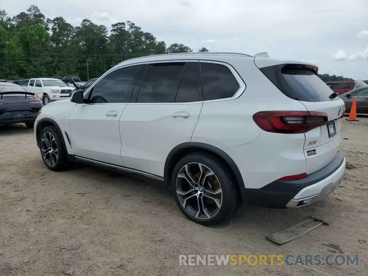2 Photograph of a damaged car 5UXCR4C02N9K03592 BMW X5 2022