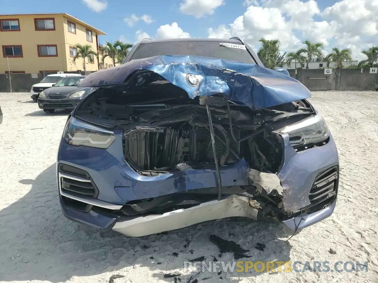 5 Photograph of a damaged car 5UXCR4C02N9M57299 BMW X5 2022