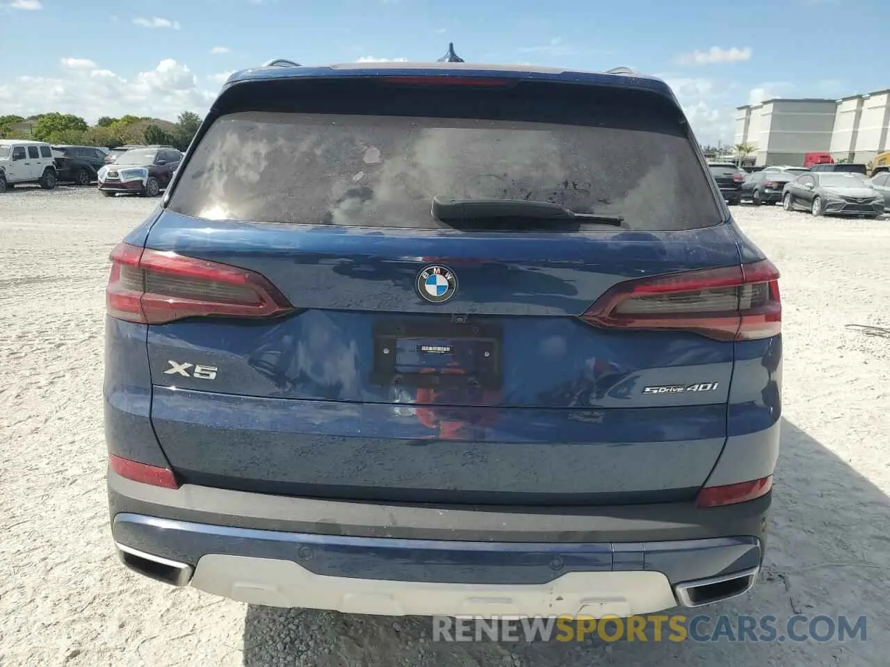 6 Photograph of a damaged car 5UXCR4C02N9M57299 BMW X5 2022