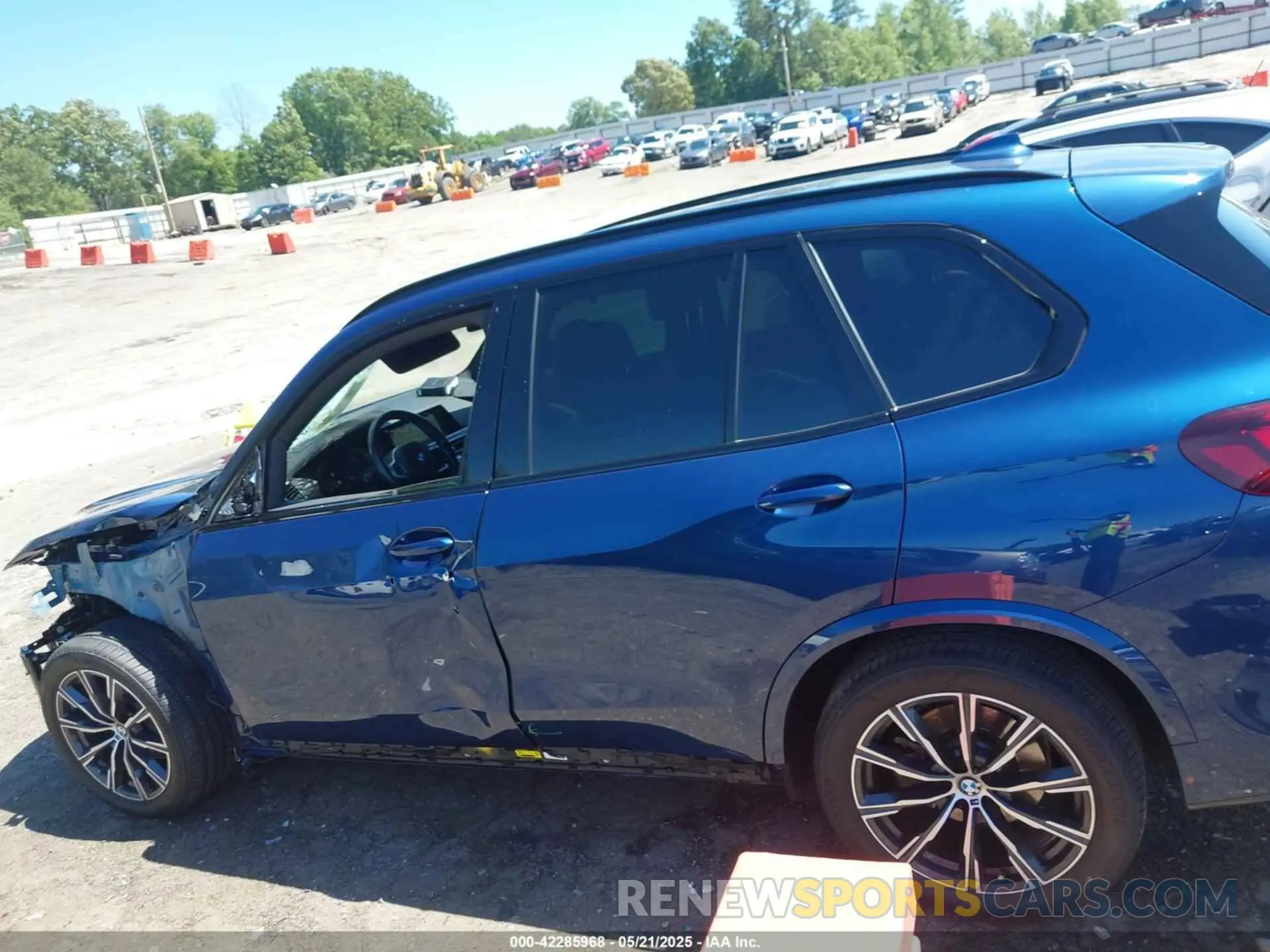 15 Photograph of a damaged car 5UXCR4C04N9J83247 BMW X5 2022