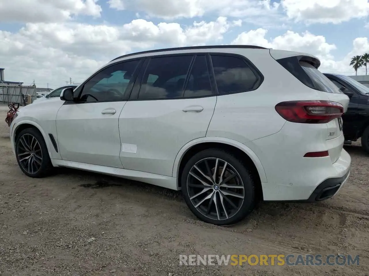 2 Photograph of a damaged car 5UXCR4C06N9K56750 BMW X5 2022