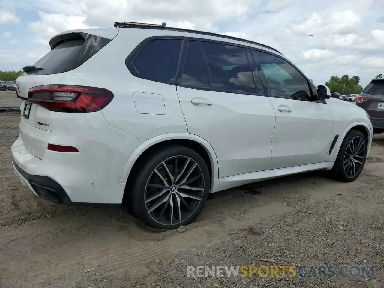 3 Photograph of a damaged car 5UXCR4C06N9K56750 BMW X5 2022