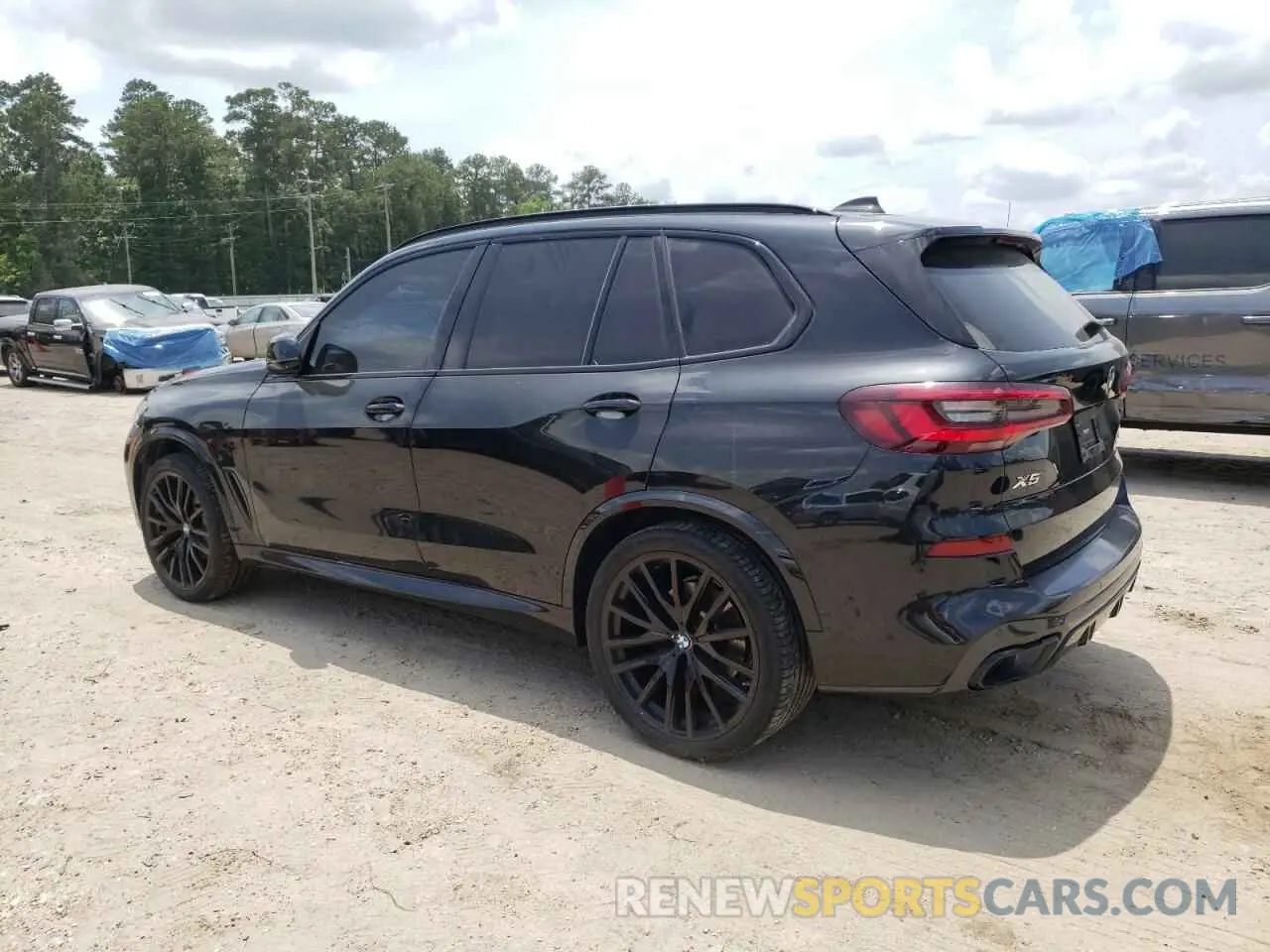 2 Photograph of a damaged car 5UXCR4C08N9K61769 BMW X5 2022