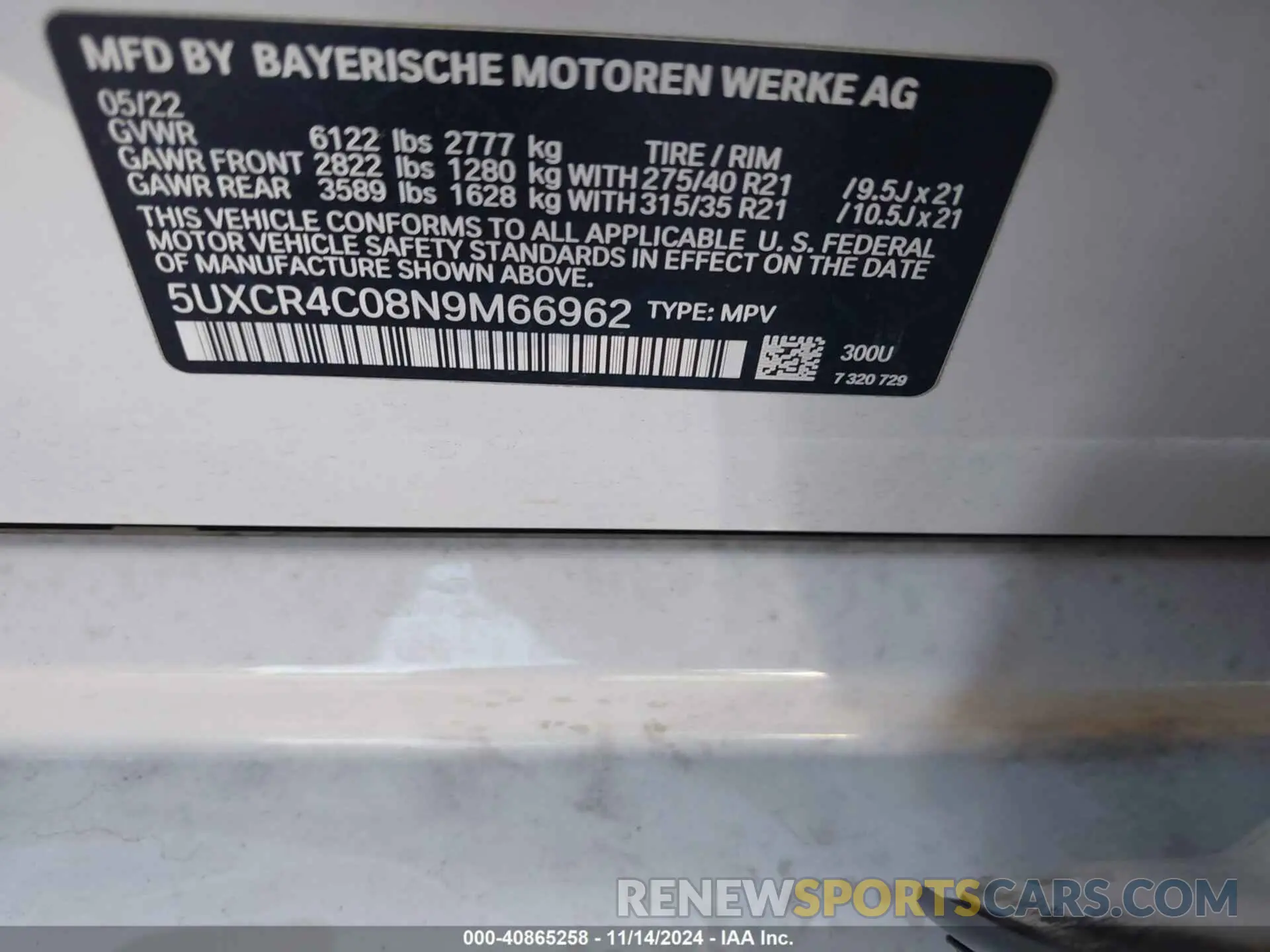 9 Photograph of a damaged car 5UXCR4C08N9M66962 BMW X5 2022