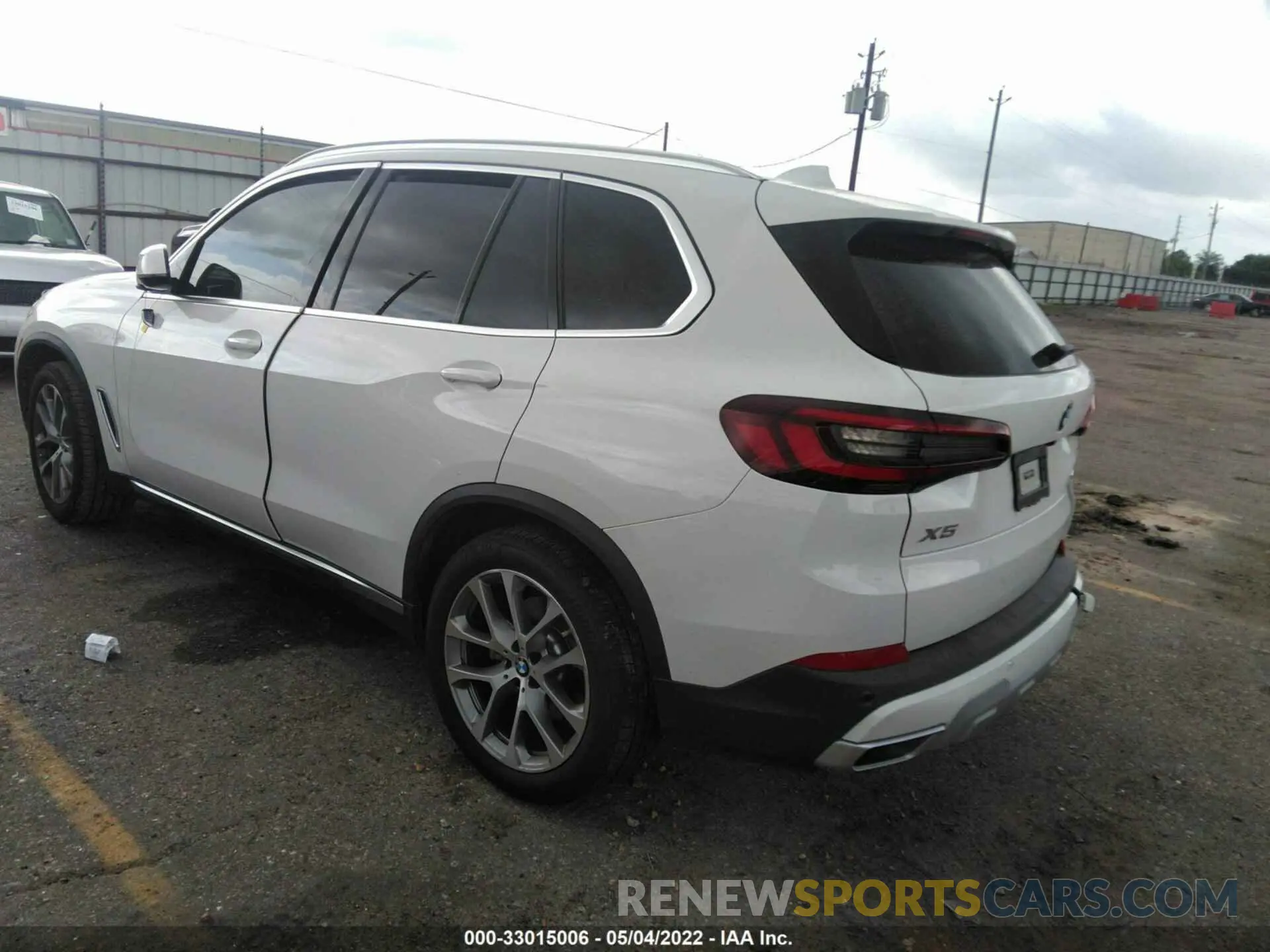 3 Photograph of a damaged car 5UXCR4C0XN9K71056 BMW X5 2022