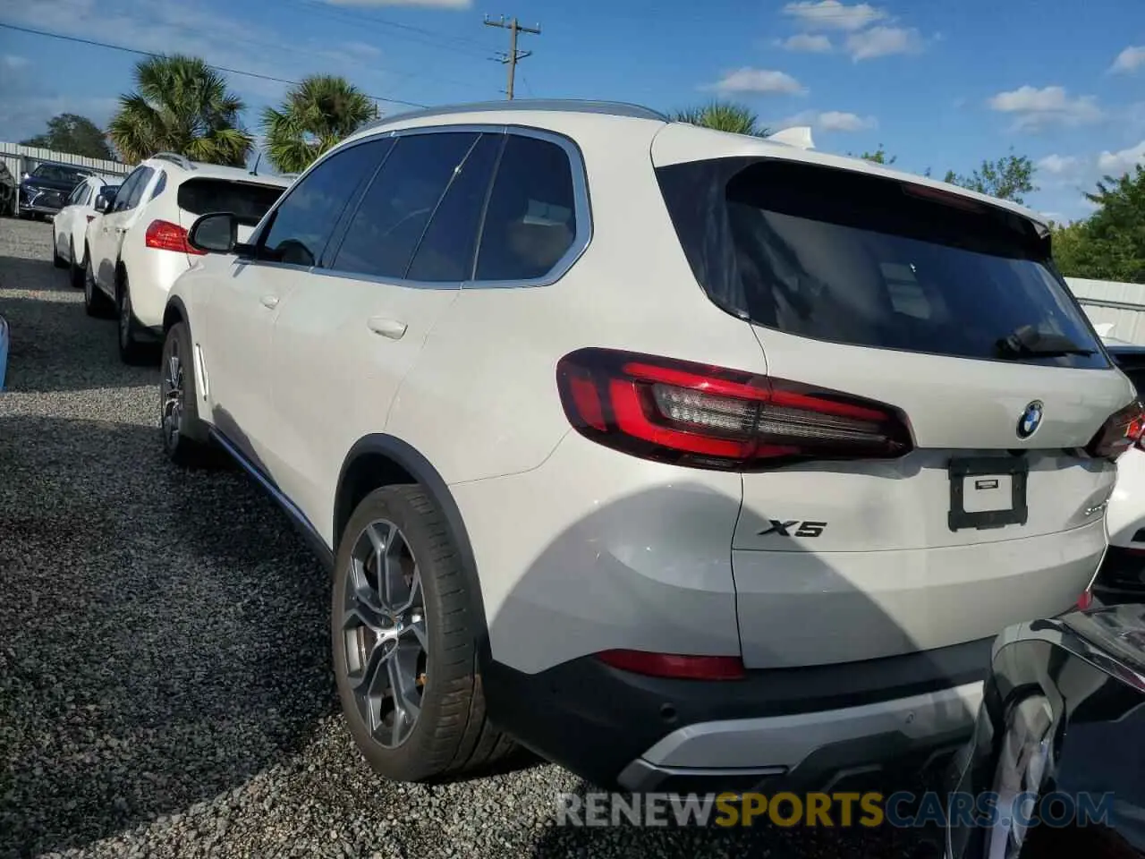 2 Photograph of a damaged car 5UXCR4C0XN9L81329 BMW X5 2022