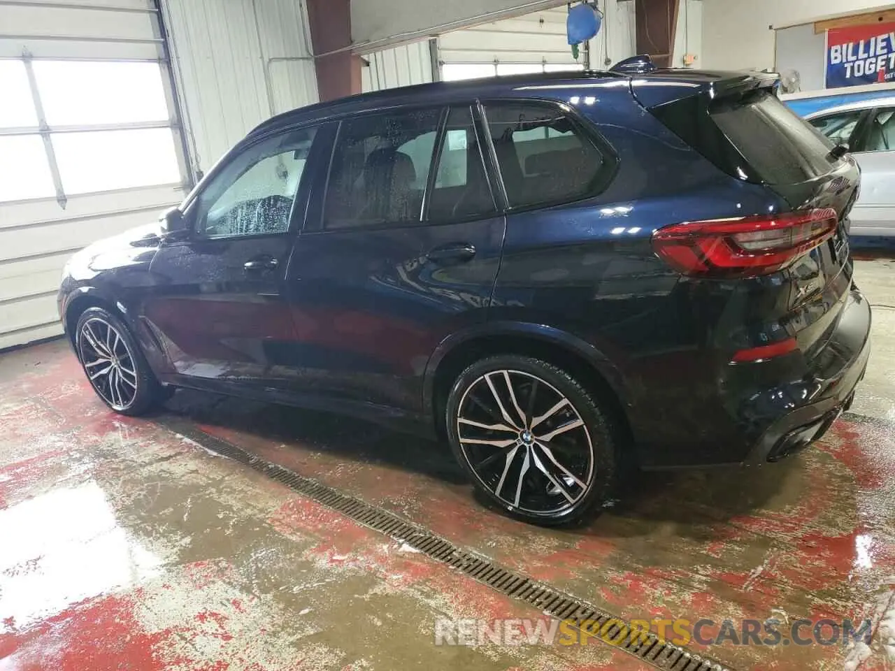 2 Photograph of a damaged car 5UXCR6C01N9K05085 BMW X5 2022