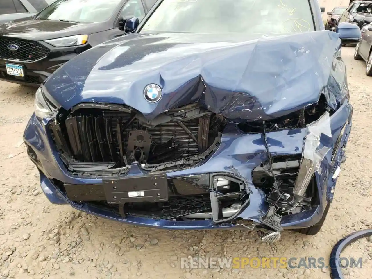 9 Photograph of a damaged car 5UXCR6C01N9K96486 BMW X5 2022