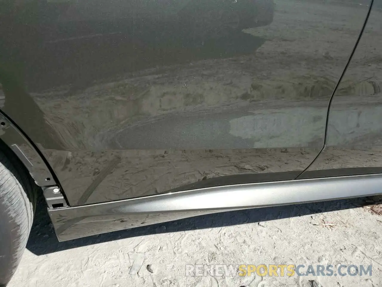 13 Photograph of a damaged car 5UXCR6C01N9M37380 BMW X5 2022