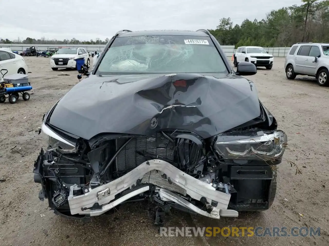 5 Photograph of a damaged car 5UXCR6C02N9M85423 BMW X5 2022