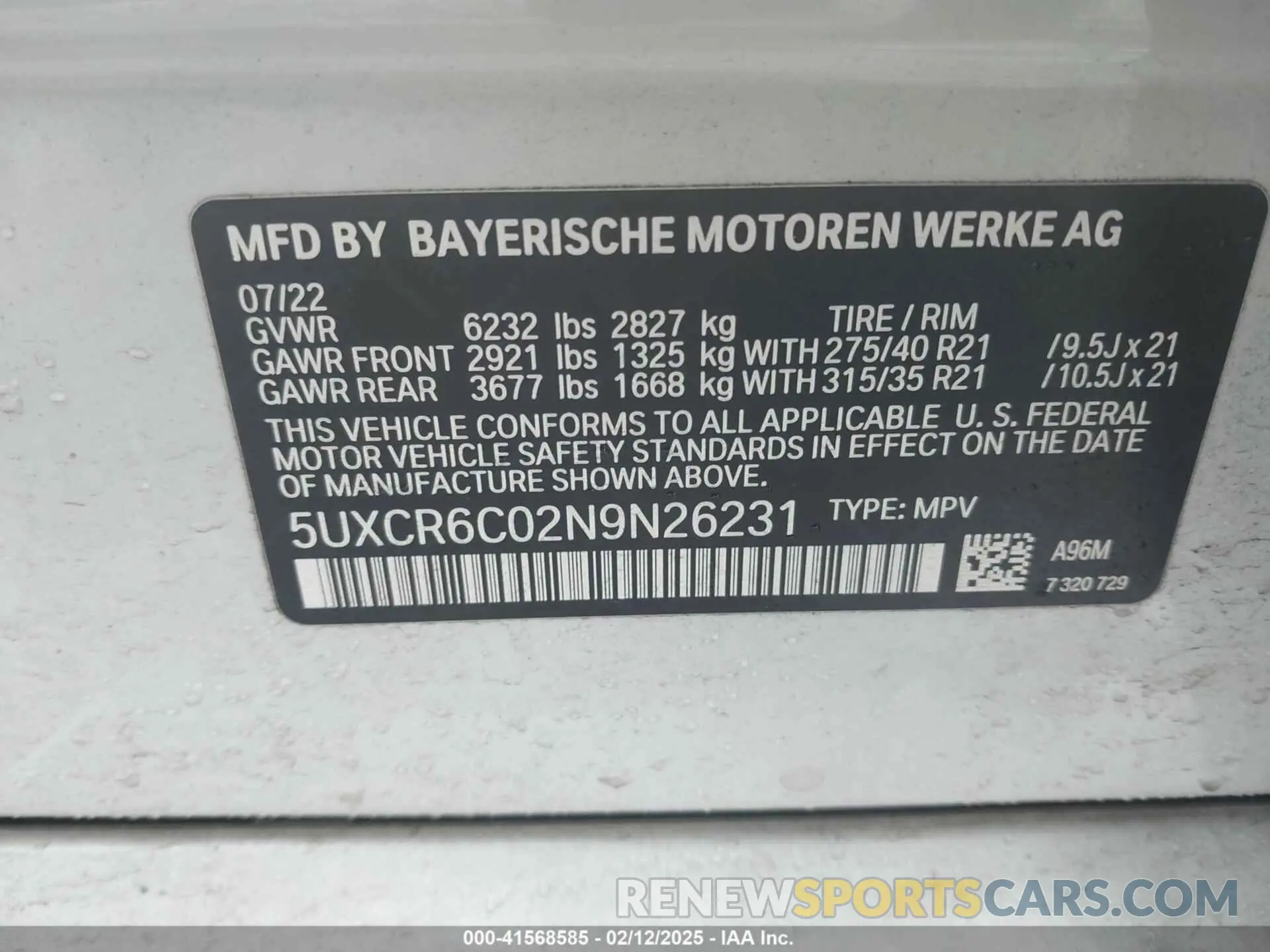 9 Photograph of a damaged car 5UXCR6C02N9N26231 BMW X5 2022