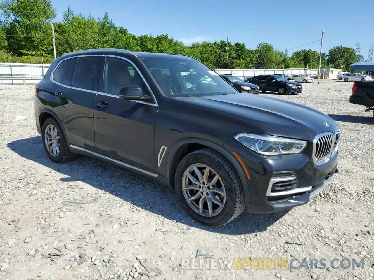 4 Photograph of a damaged car 5UXCR6C03N9J47769 BMW X5 2022