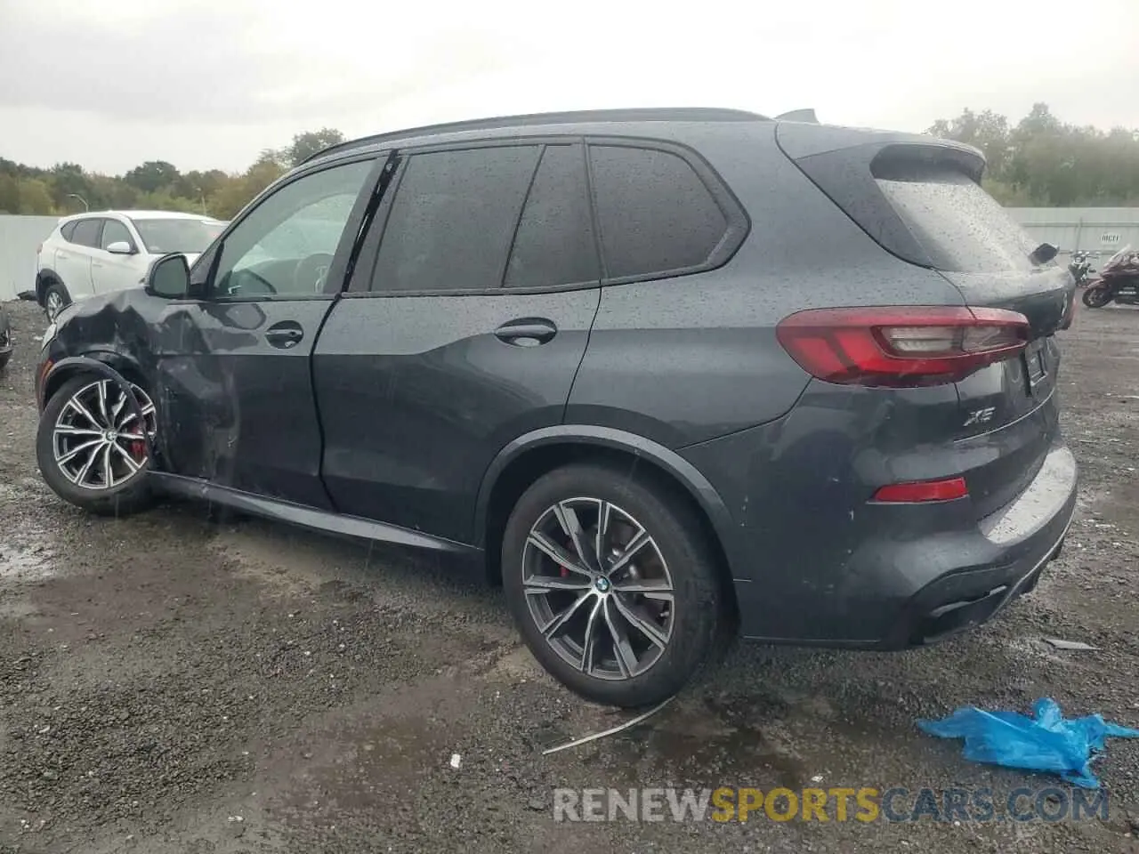 2 Photograph of a damaged car 5UXCR6C03N9K58192 BMW X5 2022