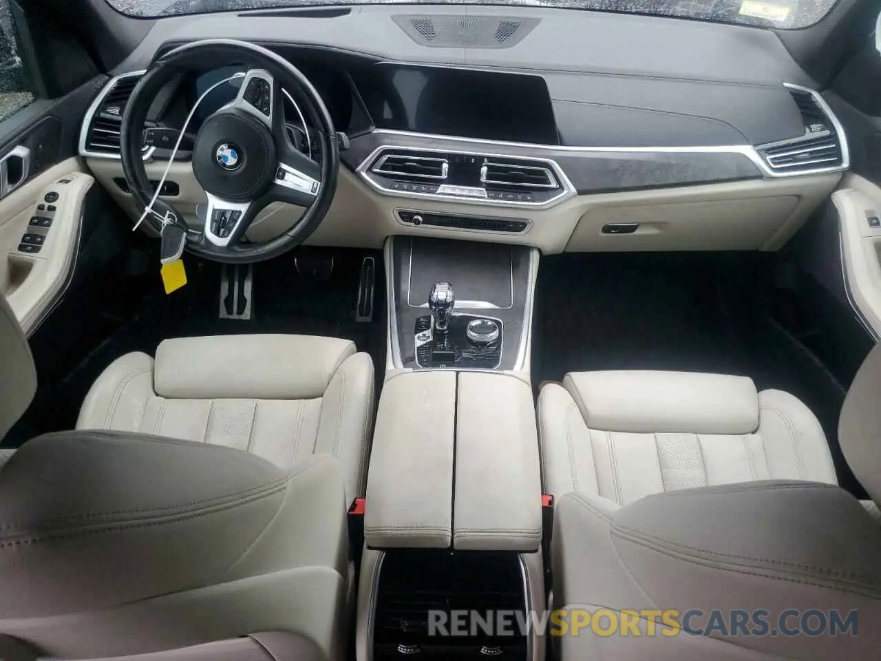 8 Photograph of a damaged car 5UXCR6C03N9K58192 BMW X5 2022