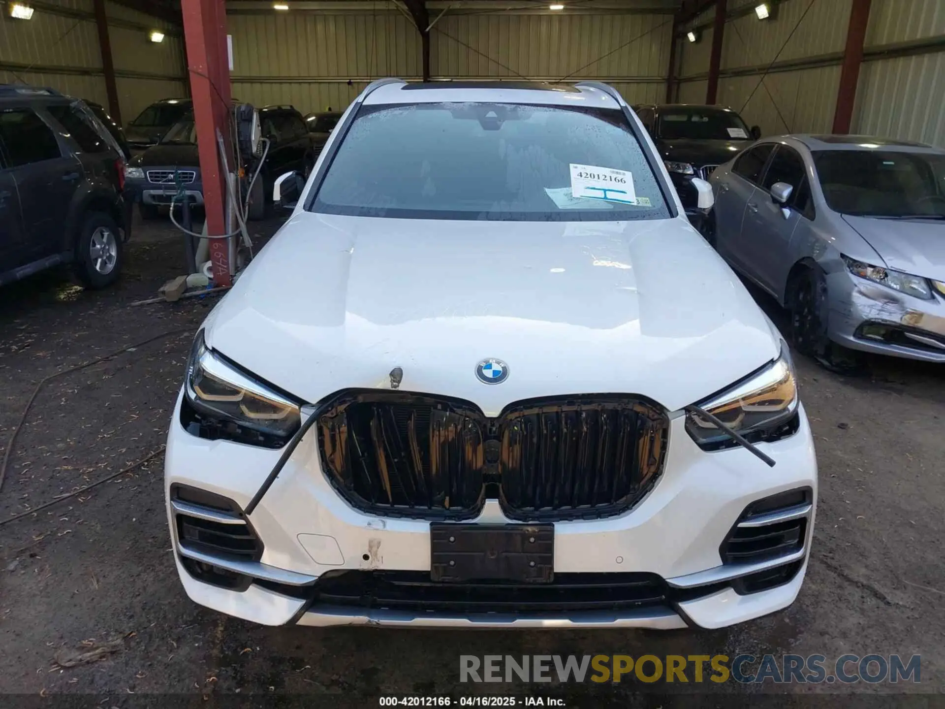 12 Photograph of a damaged car 5UXCR6C03N9L92409 BMW X5 2022