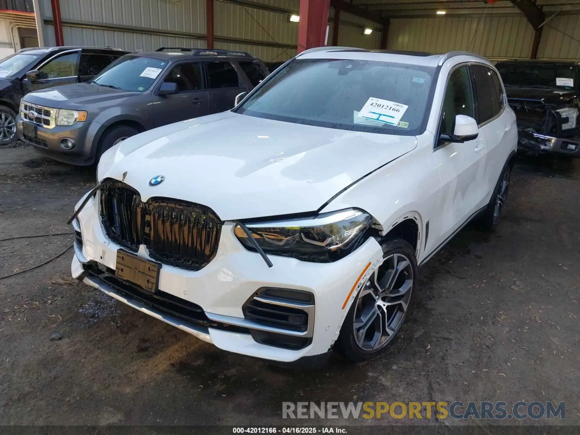 2 Photograph of a damaged car 5UXCR6C03N9L92409 BMW X5 2022