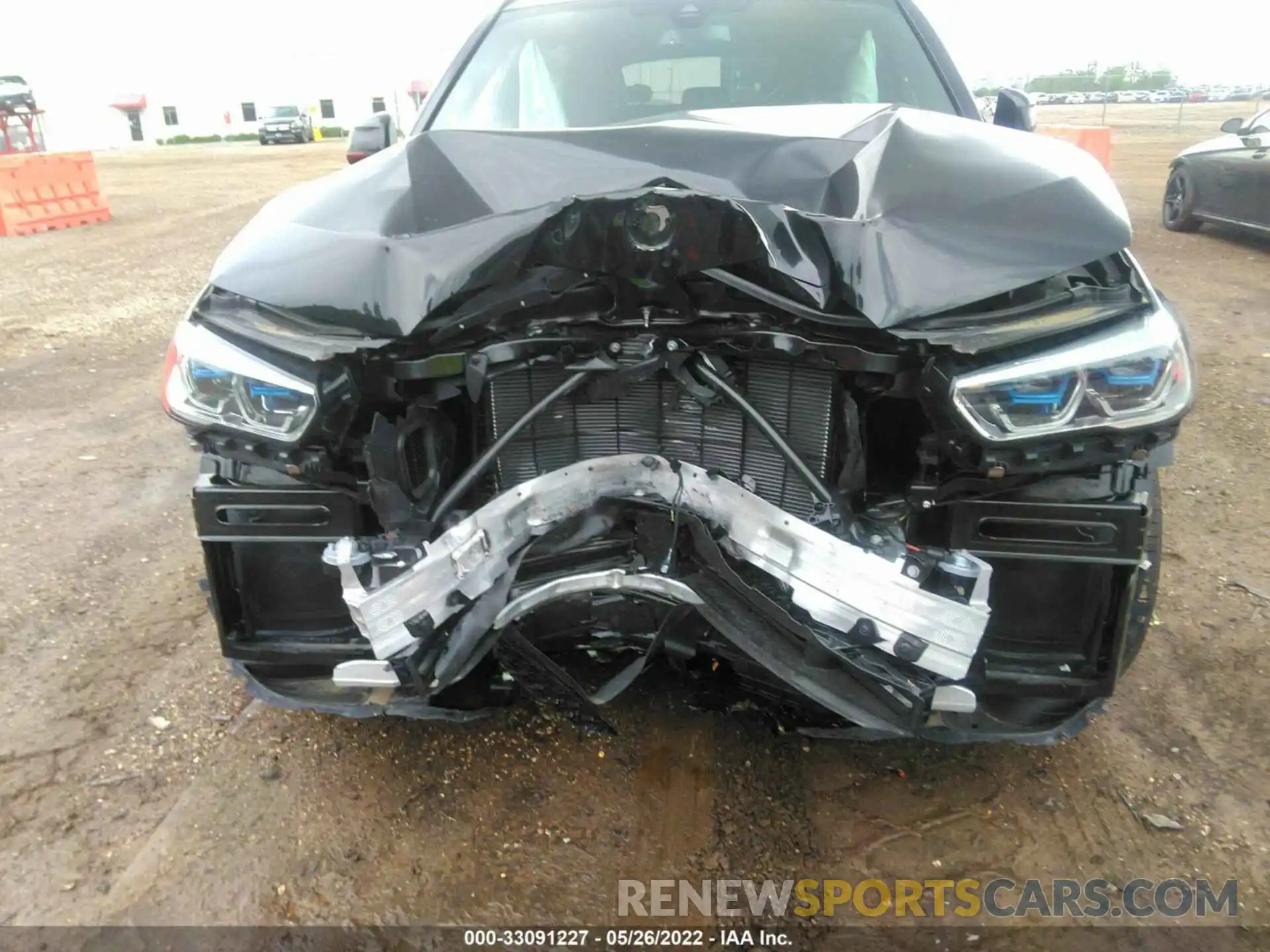 6 Photograph of a damaged car 5UXCR6C05N9J40208 BMW X5 2022