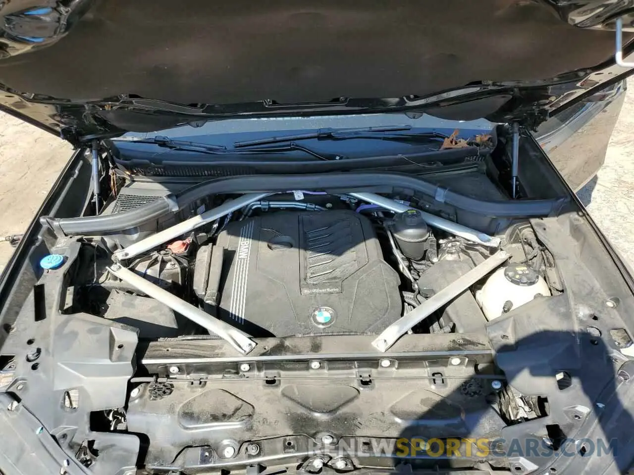 12 Photograph of a damaged car 5UXCR6C05N9K18776 BMW X5 2022