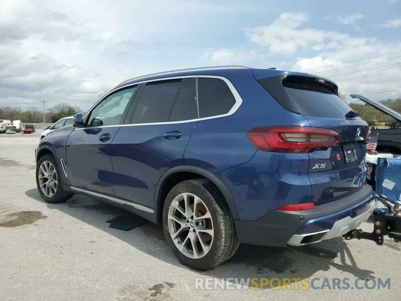 2 Photograph of a damaged car 5UXCR6C05N9K39353 BMW X5 2022