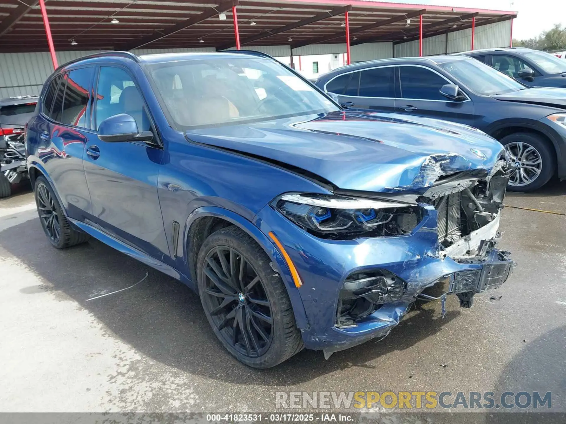 1 Photograph of a damaged car 5UXCR6C05N9K88827 BMW X5 2022