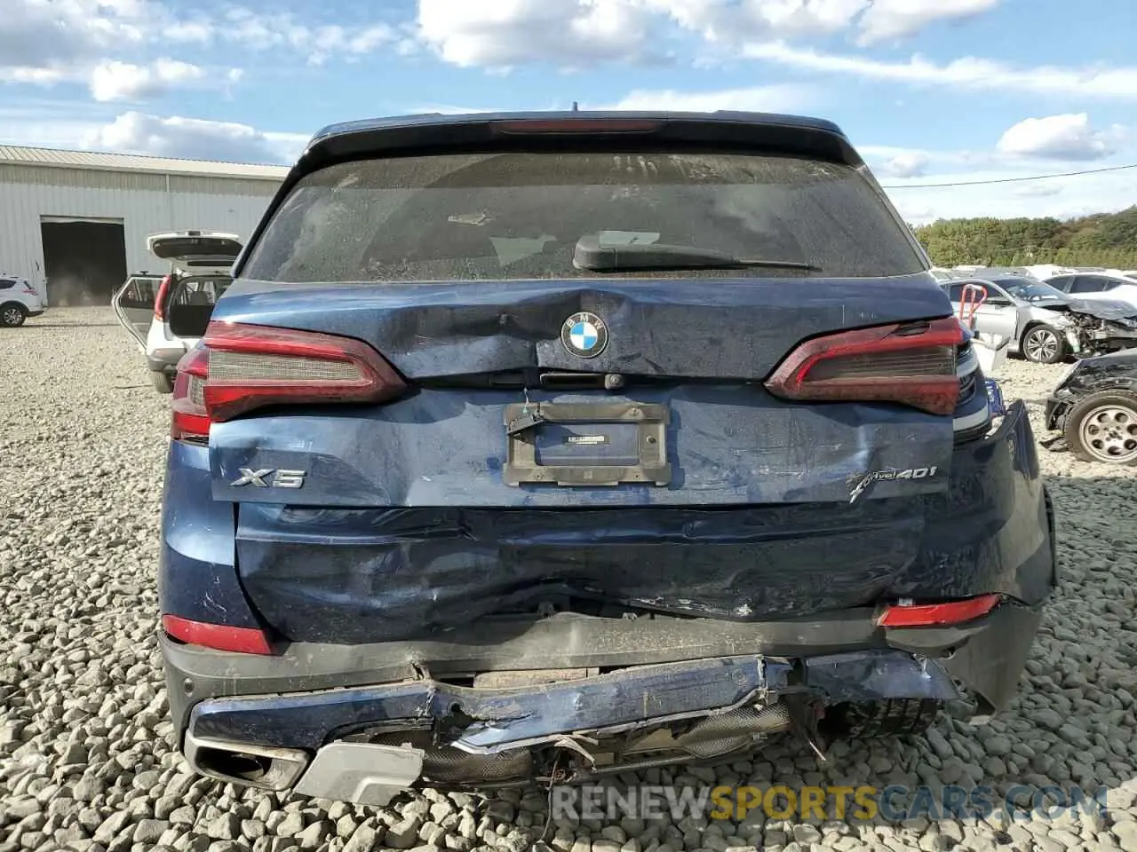 6 Photograph of a damaged car 5UXCR6C05N9M31887 BMW X5 2022