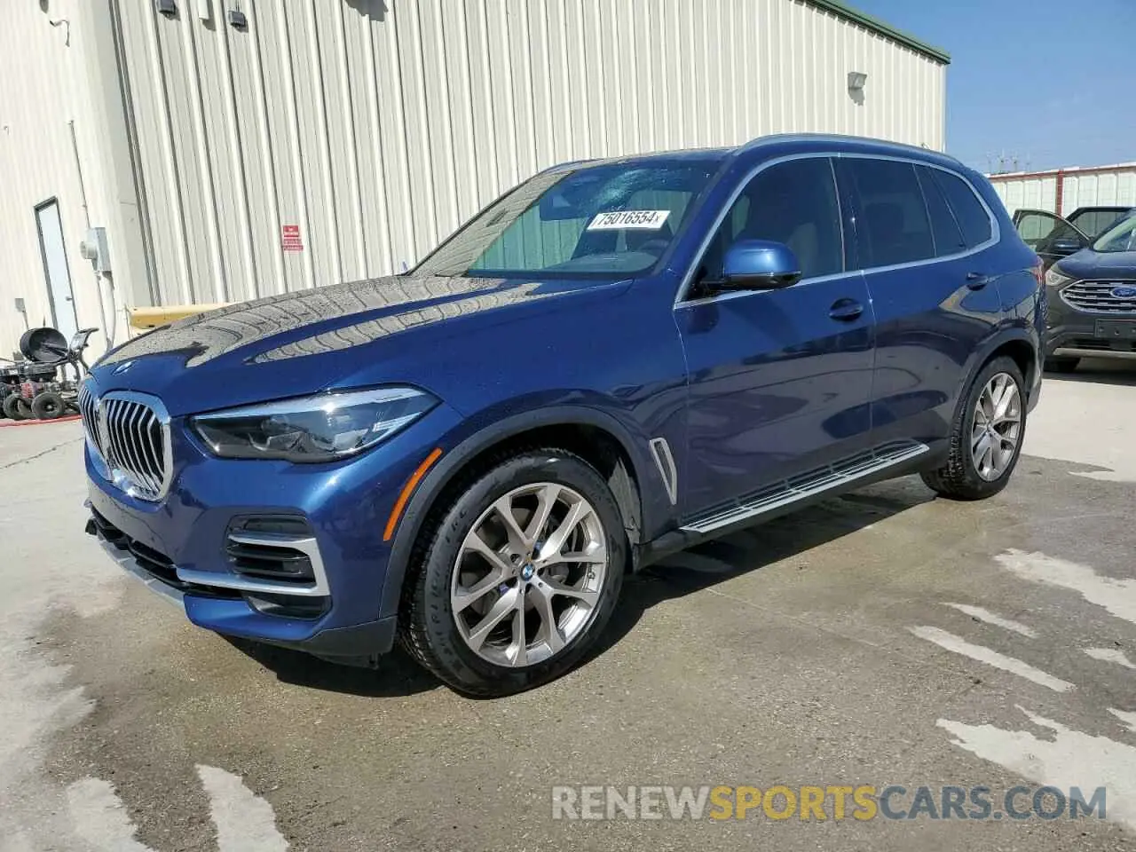 1 Photograph of a damaged car 5UXCR6C07N9K54971 BMW X5 2022