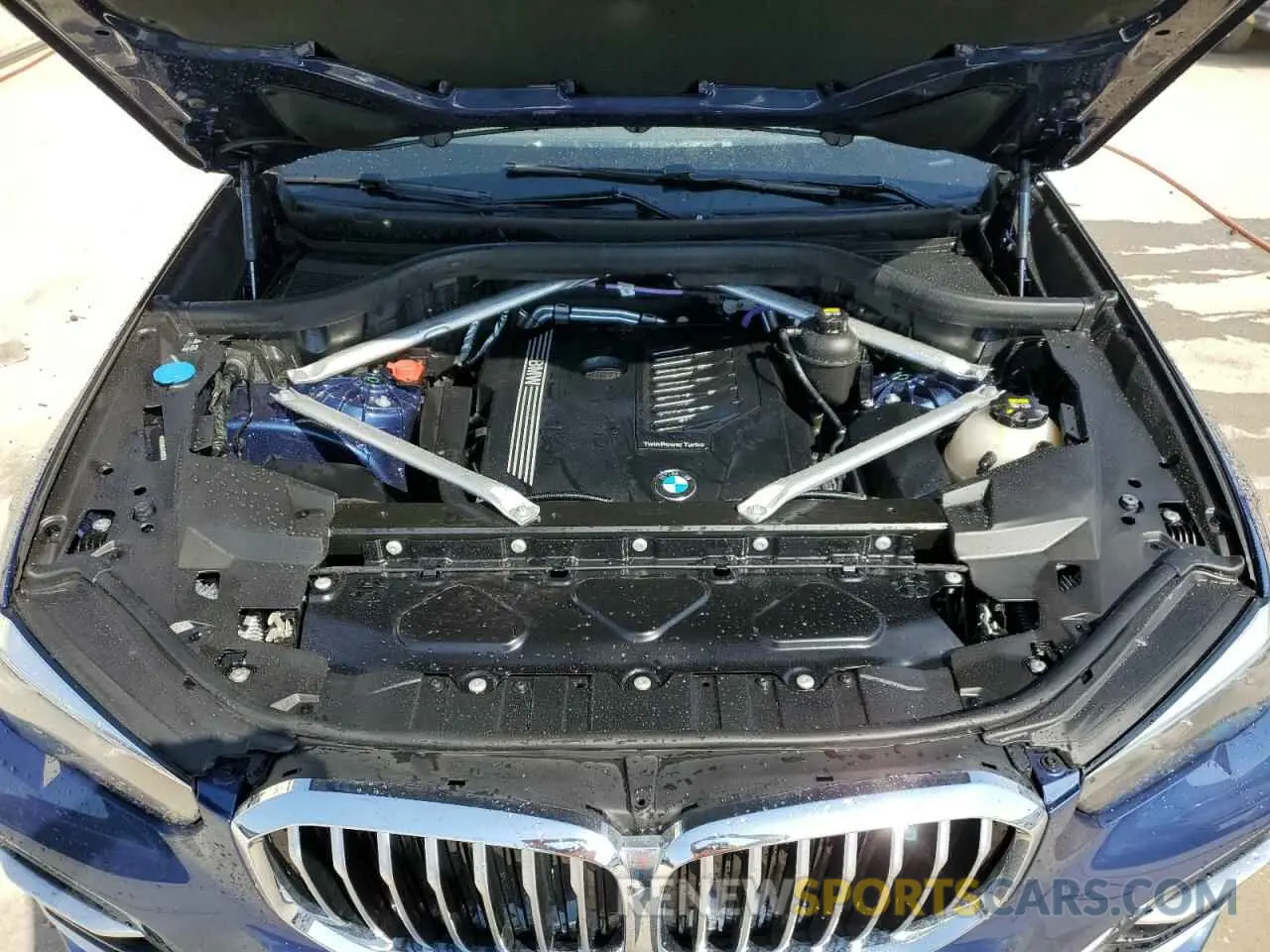 12 Photograph of a damaged car 5UXCR6C07N9K54971 BMW X5 2022