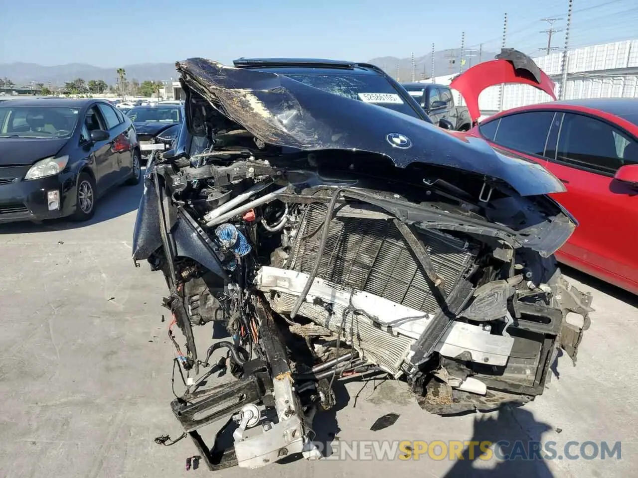 5 Photograph of a damaged car 5UXCR6C07N9K73293 BMW X5 2022