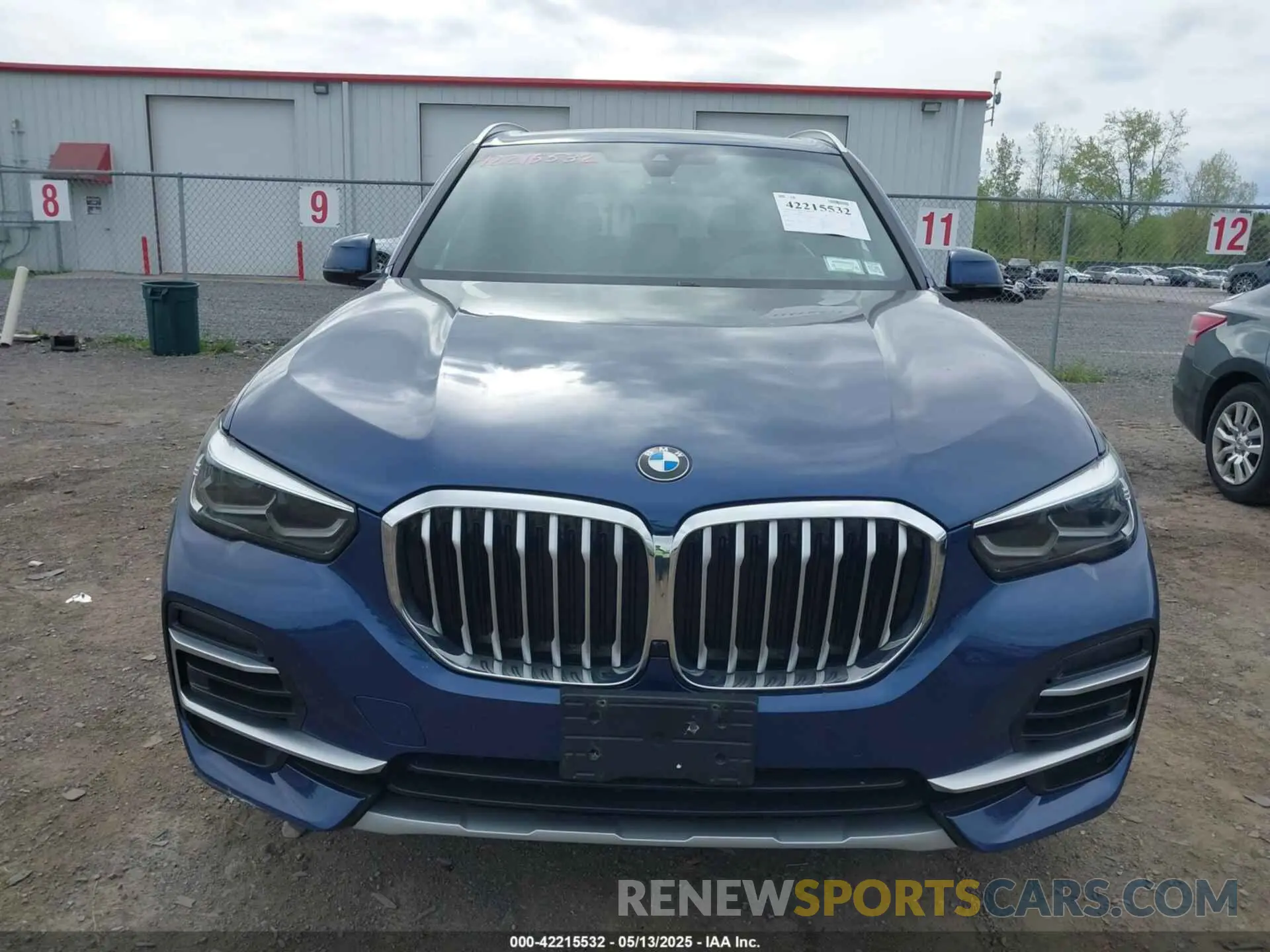 12 Photograph of a damaged car 5UXCR6C08N9J99866 BMW X5 2022