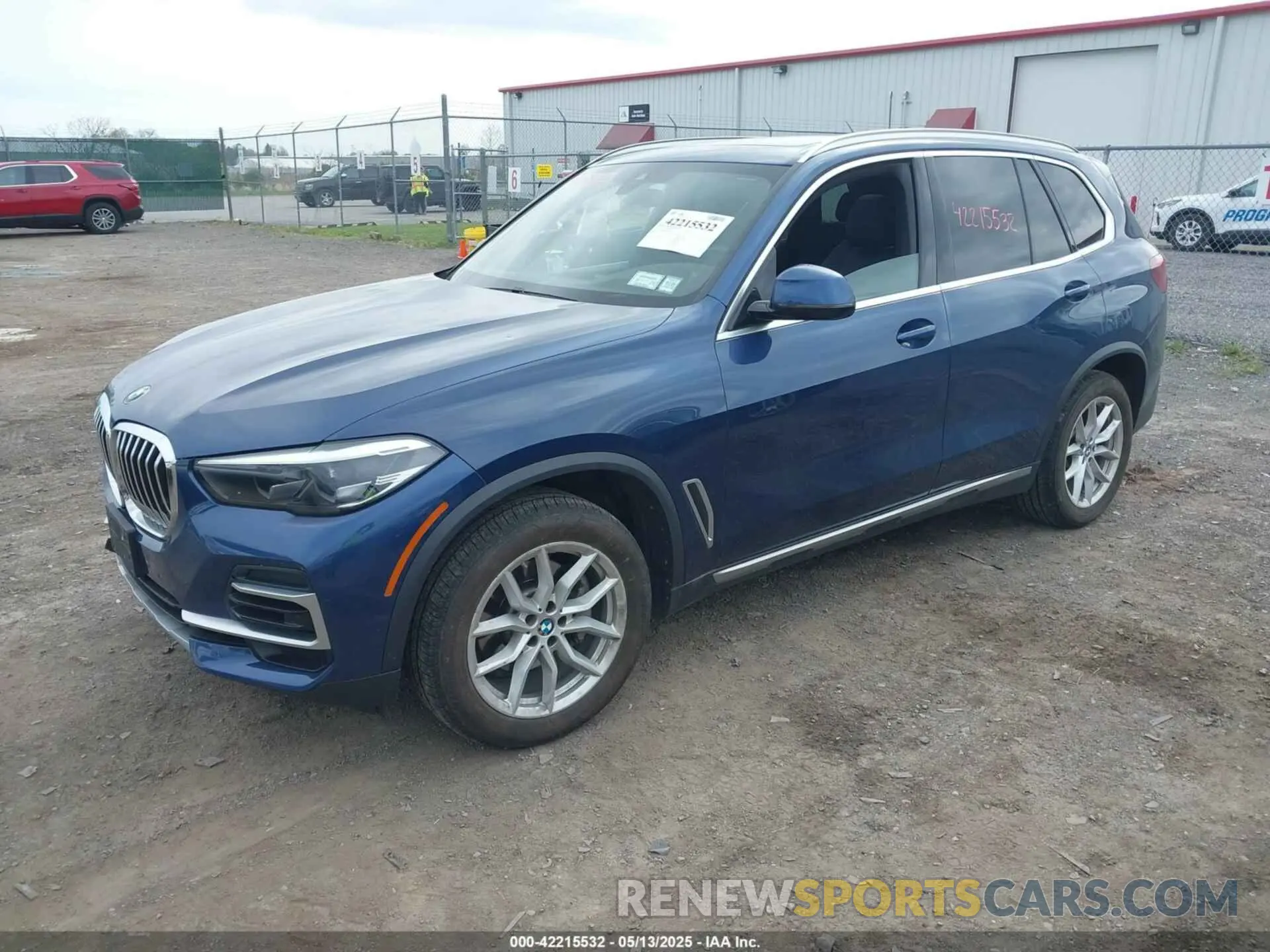 2 Photograph of a damaged car 5UXCR6C08N9J99866 BMW X5 2022