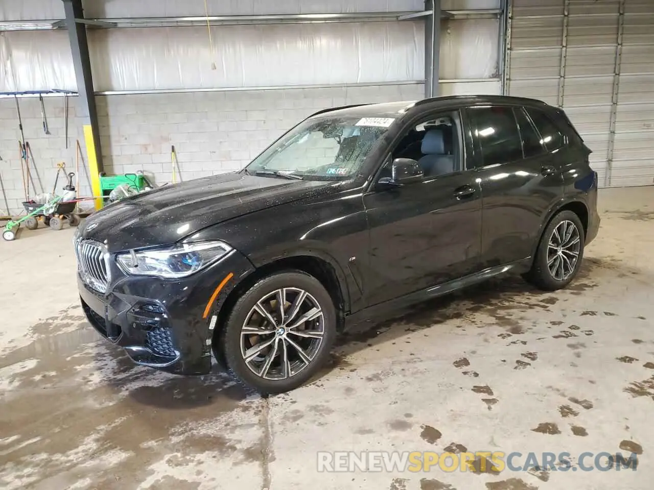 1 Photograph of a damaged car 5UXCR6C08N9L30987 BMW X5 2022