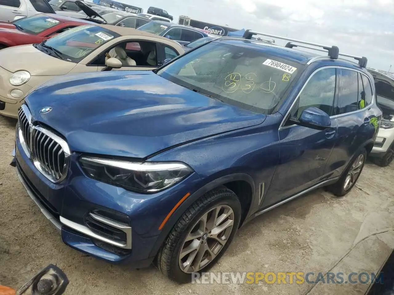 1 Photograph of a damaged car 5UXCR6C08N9M31706 BMW X5 2022