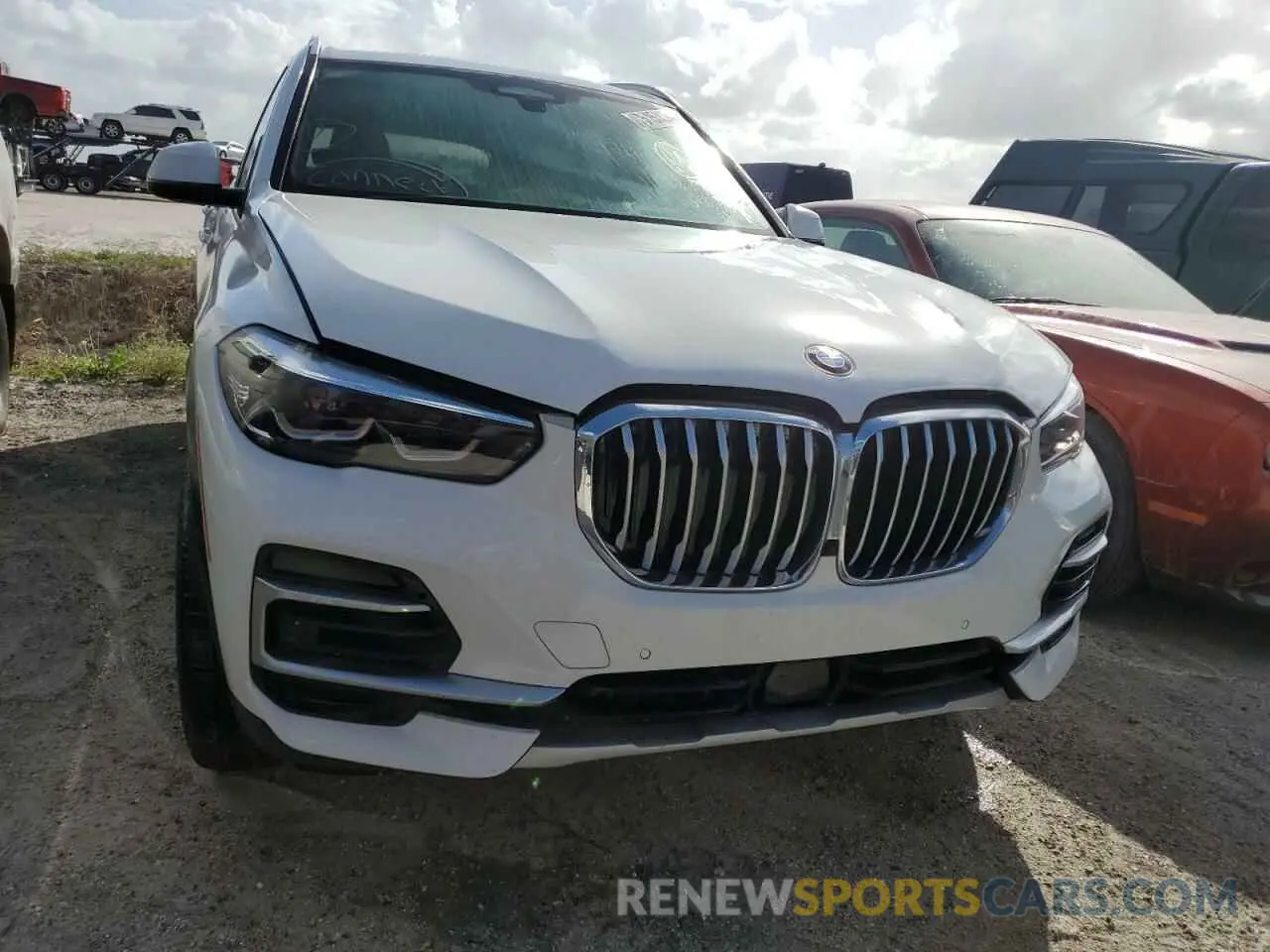 5 Photograph of a damaged car 5UXCR6C09N9K52834 BMW X5 2022