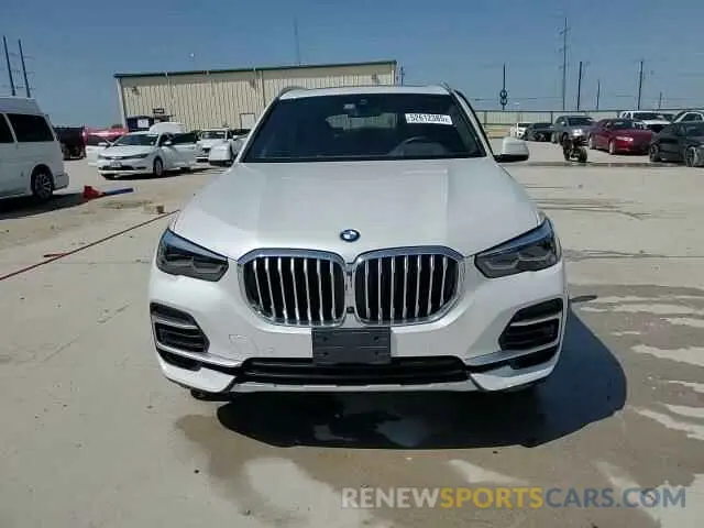 14 Photograph of a damaged car 5UXCR6C0XN9K68069 BMW X5 2022