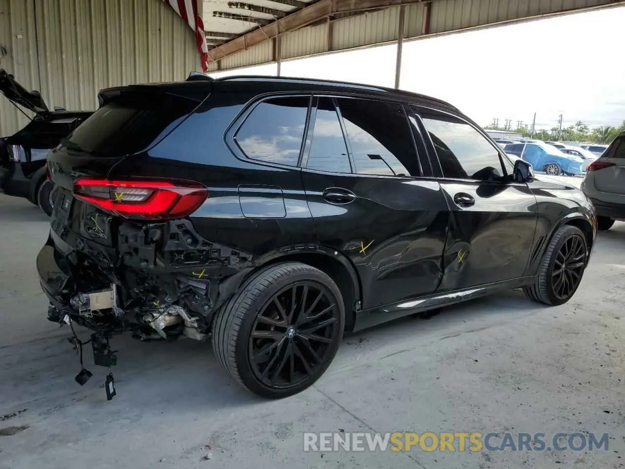 3 Photograph of a damaged car 5UXCR6C0XN9M08766 BMW X5 2022