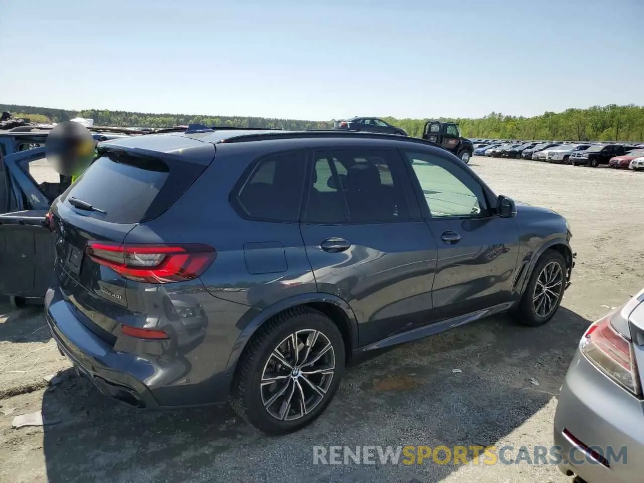 3 Photograph of a damaged car 5UXCR6C0XN9N13162 BMW X5 2022