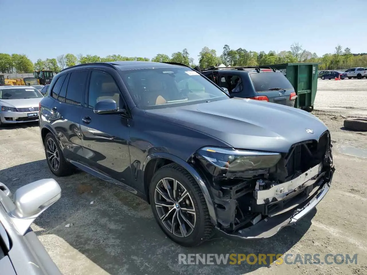 4 Photograph of a damaged car 5UXCR6C0XN9N13162 BMW X5 2022